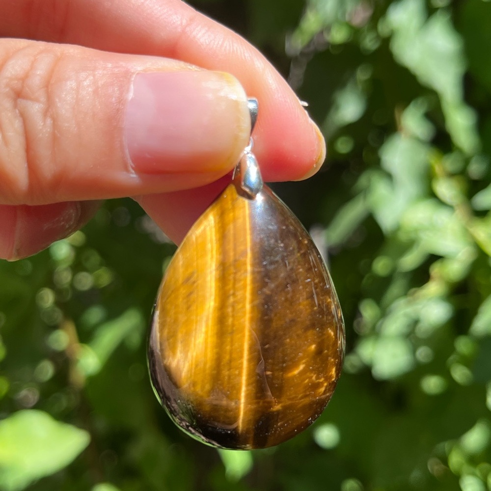 Sterling silver 925 stamped‎ tiger eye pendant 1725